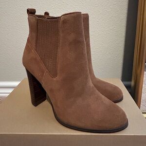 Nine West Booties, NEW, size 6.5.